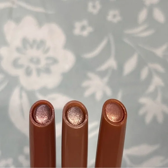 Fenty Beauty eyeshadow stix trio - Picture 3 of 3